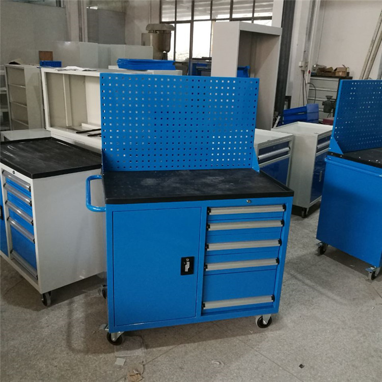 帶掛板工具車(chē)